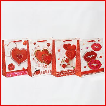 GIFT BAG HEART; 3D 4ASSTD MD 343S